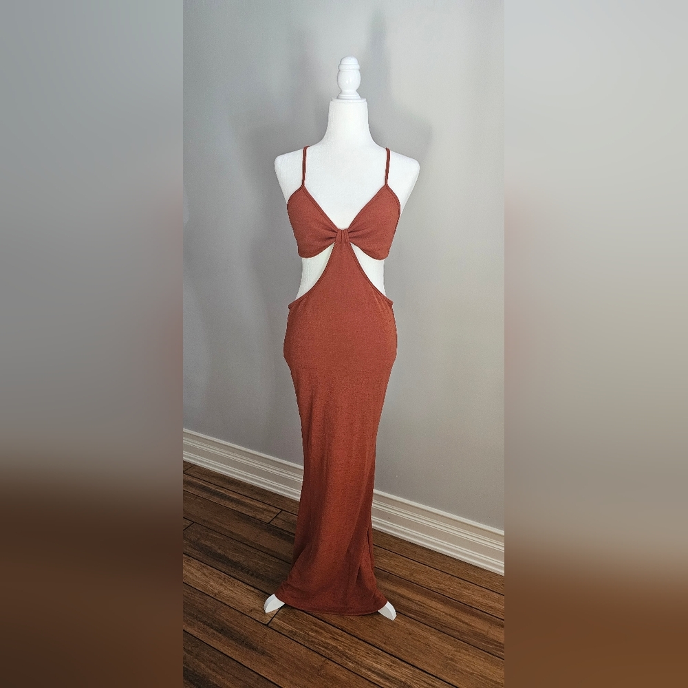 Summer maxi dress with cutouts size medium